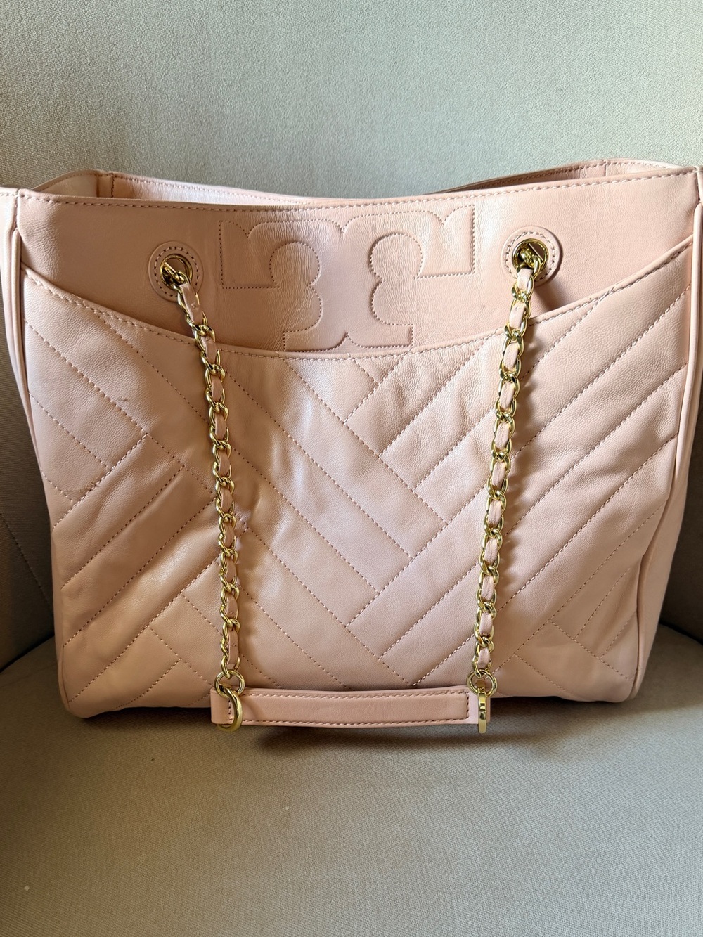 Tory Burch Alexa Flat Tote Quilted Lambskin Leather with Chain-Handle, Pink